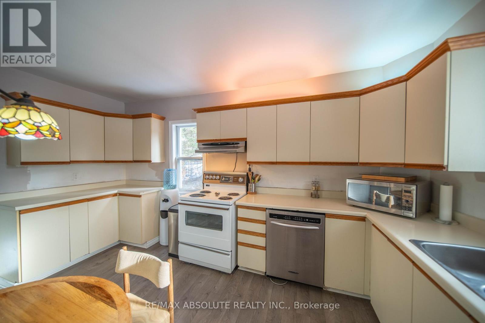 1923 Calypso Street, The Nation, ON - Indoor Photo Showing Kitchen