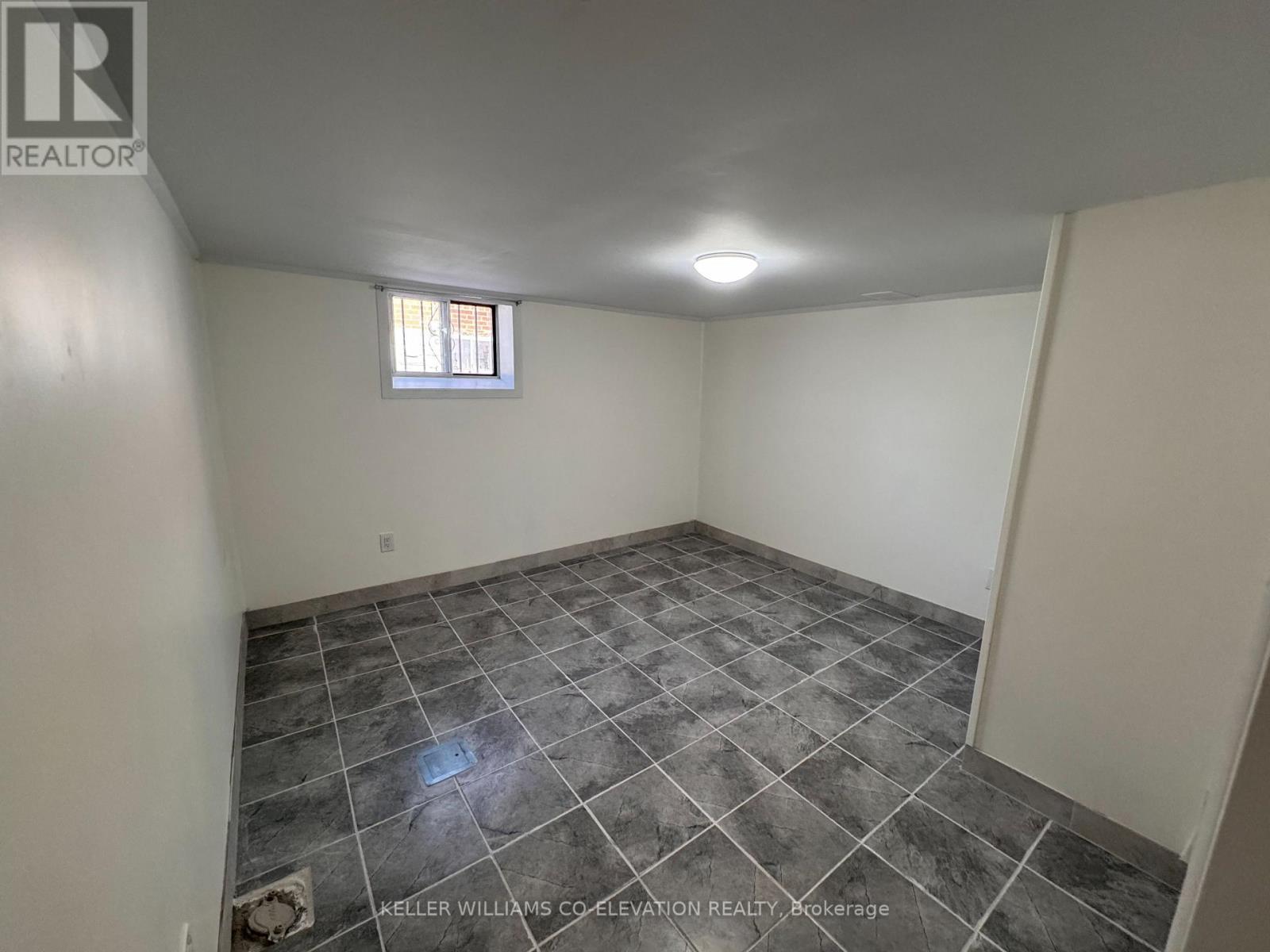 Basement bedroom 3 - 1001 Kipling Avenue, Toronto, ON - Indoor