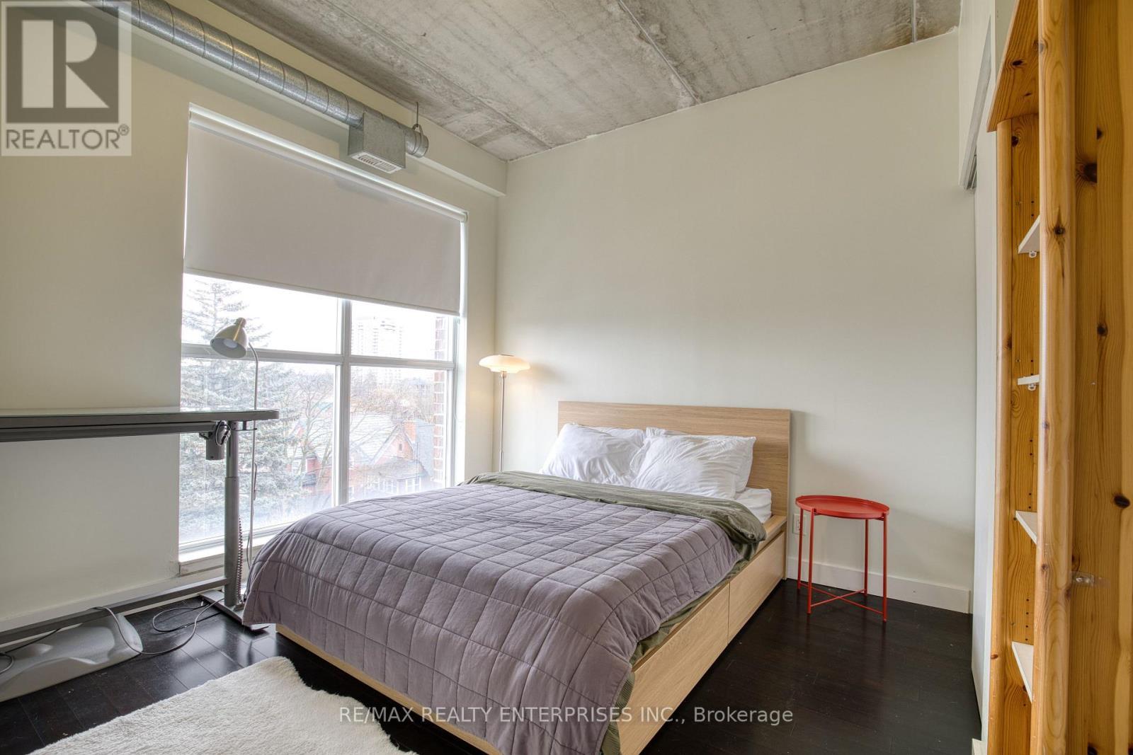 403 - 36 Regina Street N, Waterloo, ON - Indoor Photo Showing Bedroom