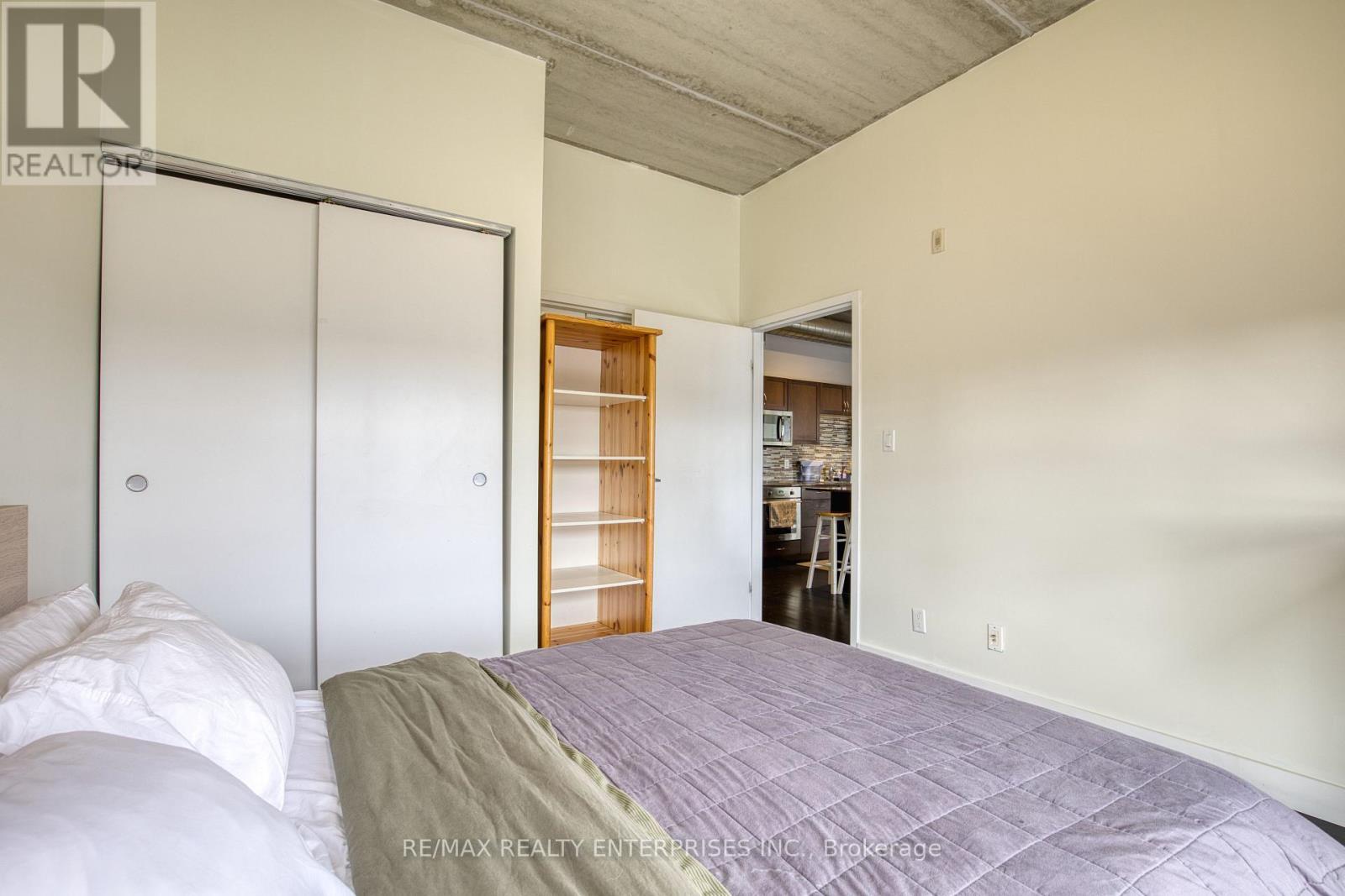 403 - 36 Regina Street N, Waterloo, ON - Indoor Photo Showing Bedroom