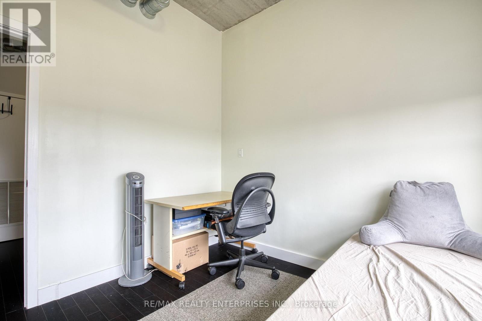 403 - 36 Regina Street N, Waterloo, ON - Indoor