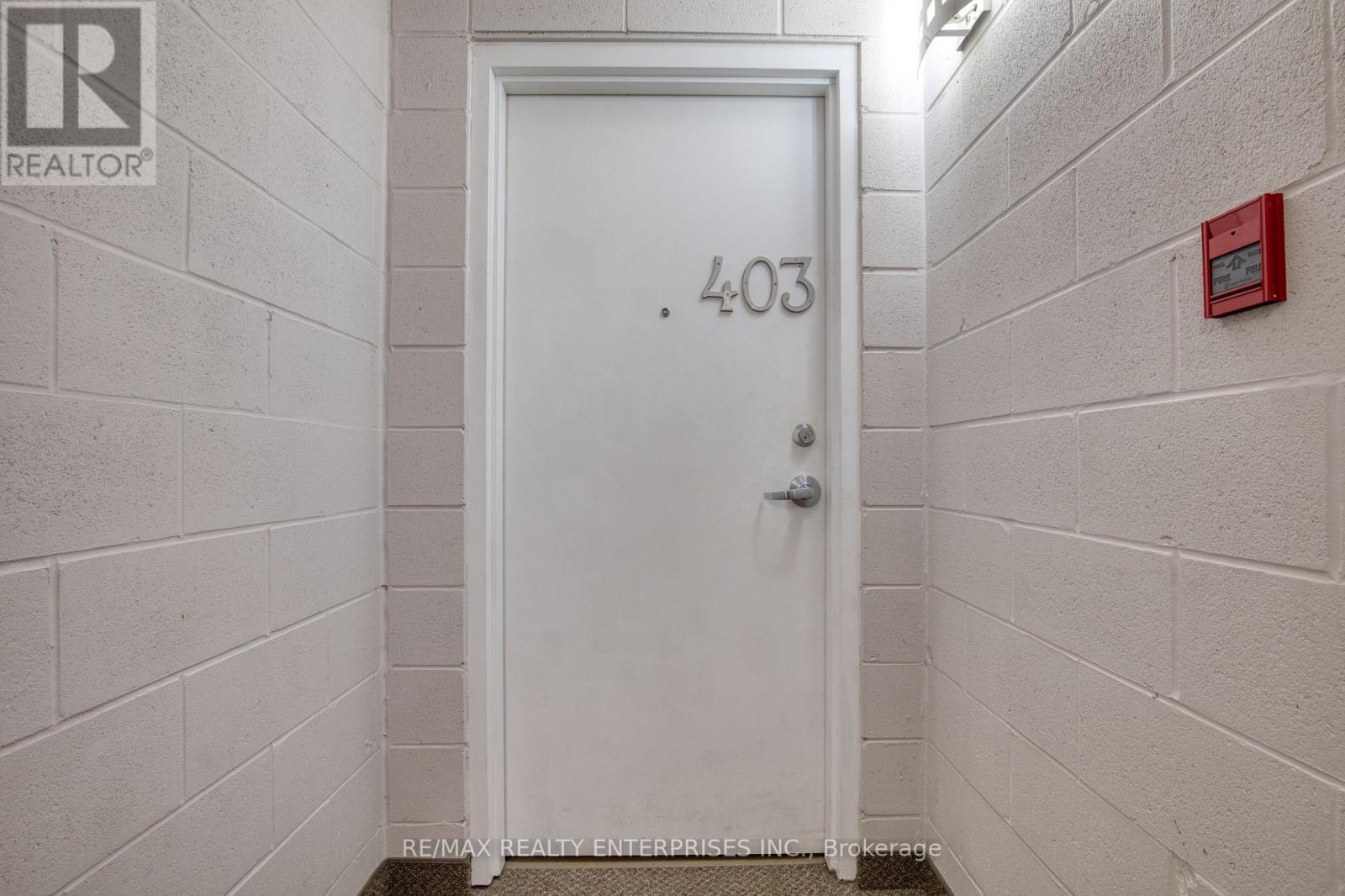 403 - 36 Regina Street N, Waterloo, ON - Indoor