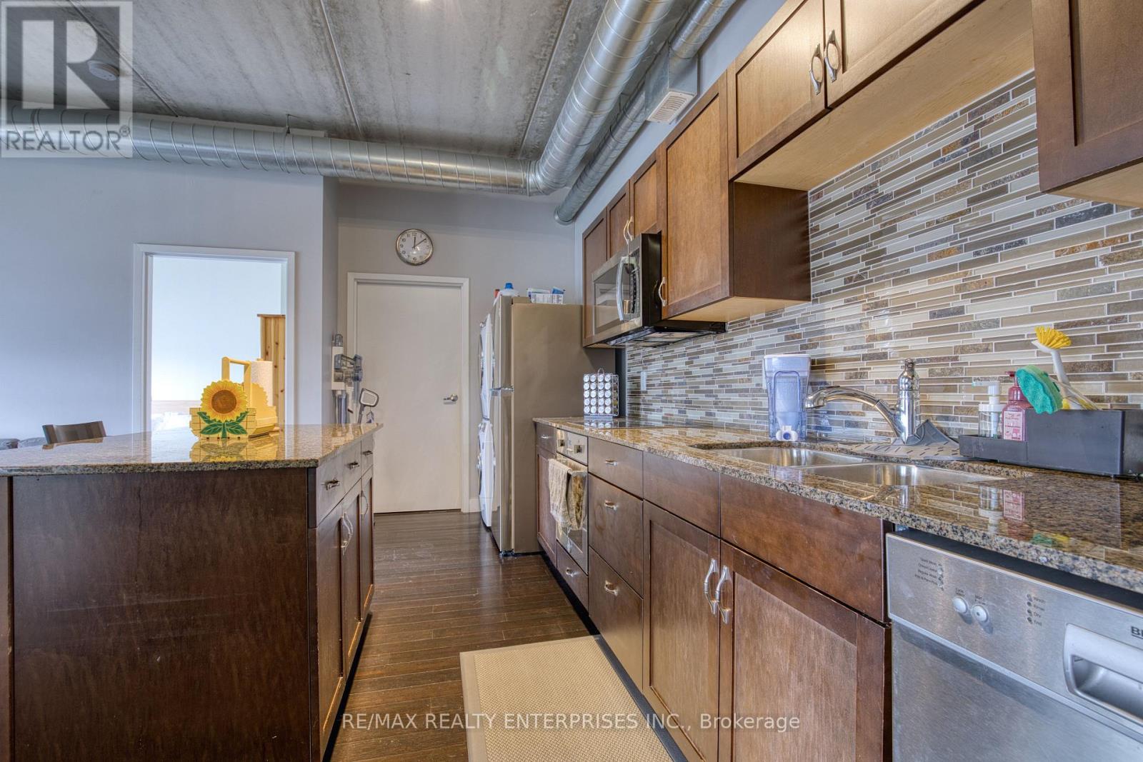 403 - 36 Regina Street N, Waterloo, ON - Indoor Photo Showing Kitchen With Double Sink