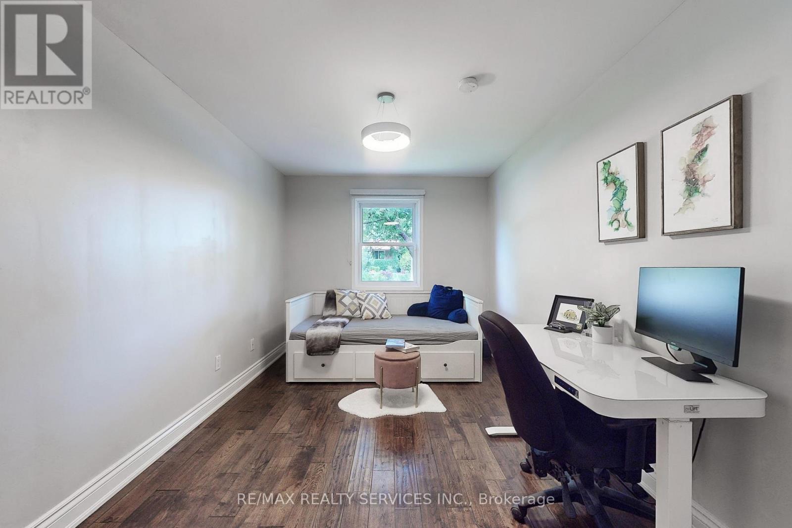 1924 Balsam Avenue, Mississauga, ON - Indoor Photo Showing Office