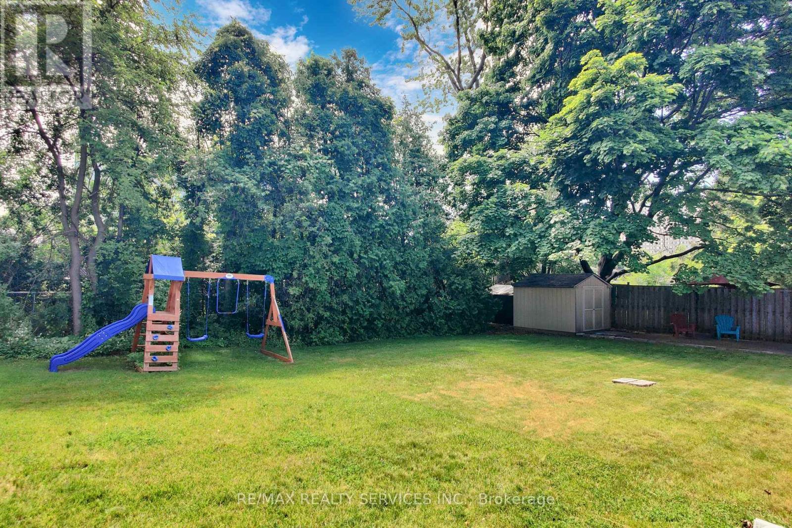 1924 Balsam Avenue, Mississauga, ON - Outdoor