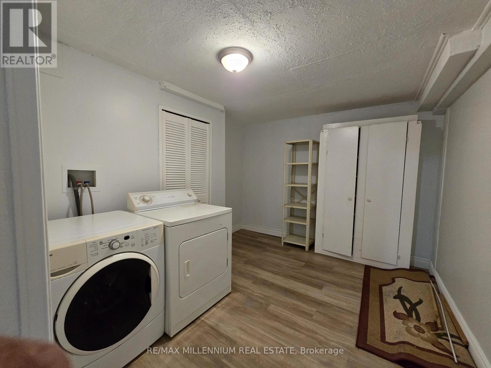 Bsmt - 144 Clarence Street, Brampton, ON - Indoor Photo Showing Laundry Room