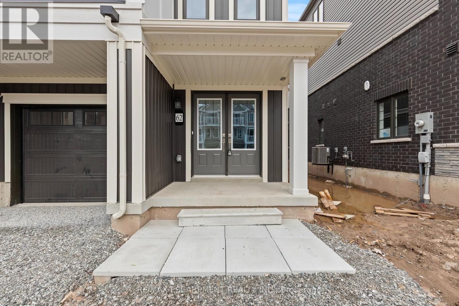 62 Pogie Drive, Welland, ON - Outdoor With Exterior