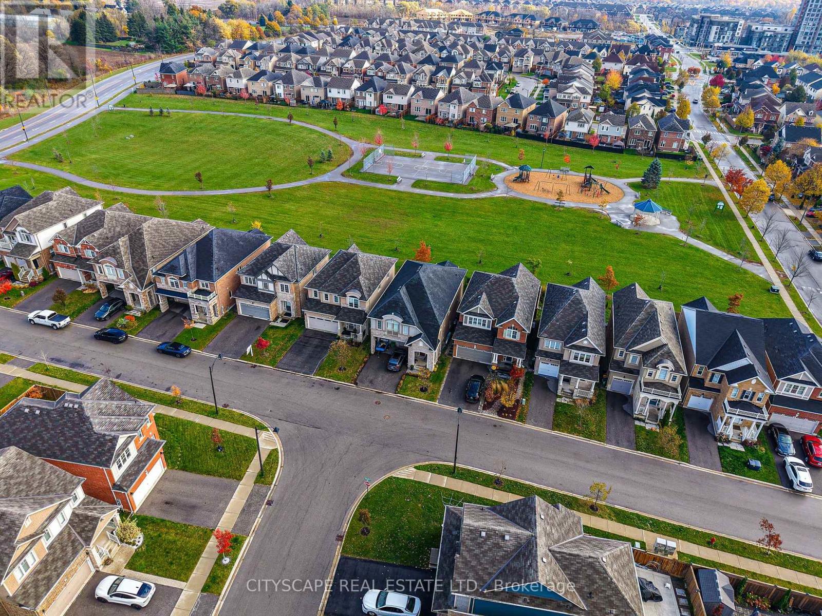 28 Celano Drive, Hamilton, ON - Outdoor With View