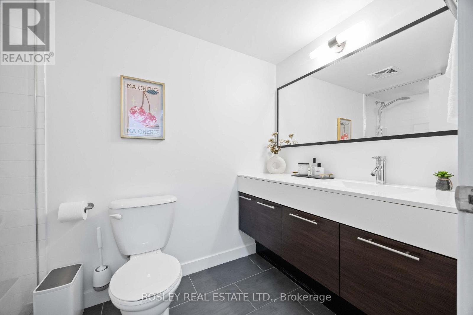 512 - 21 Nelson Street, Toronto, ON - Indoor Photo Showing Bathroom