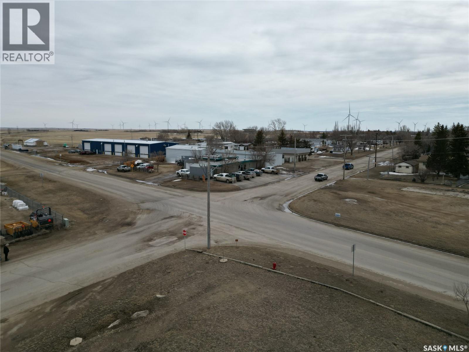 512 1St Avenue E, Assiniboia, SK