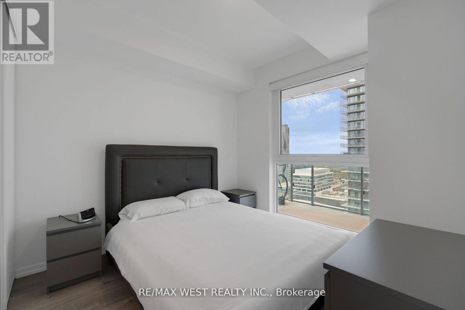 2203 - 7890 Jane Street, Vaughan, ON - Indoor Photo Showing Bedroom