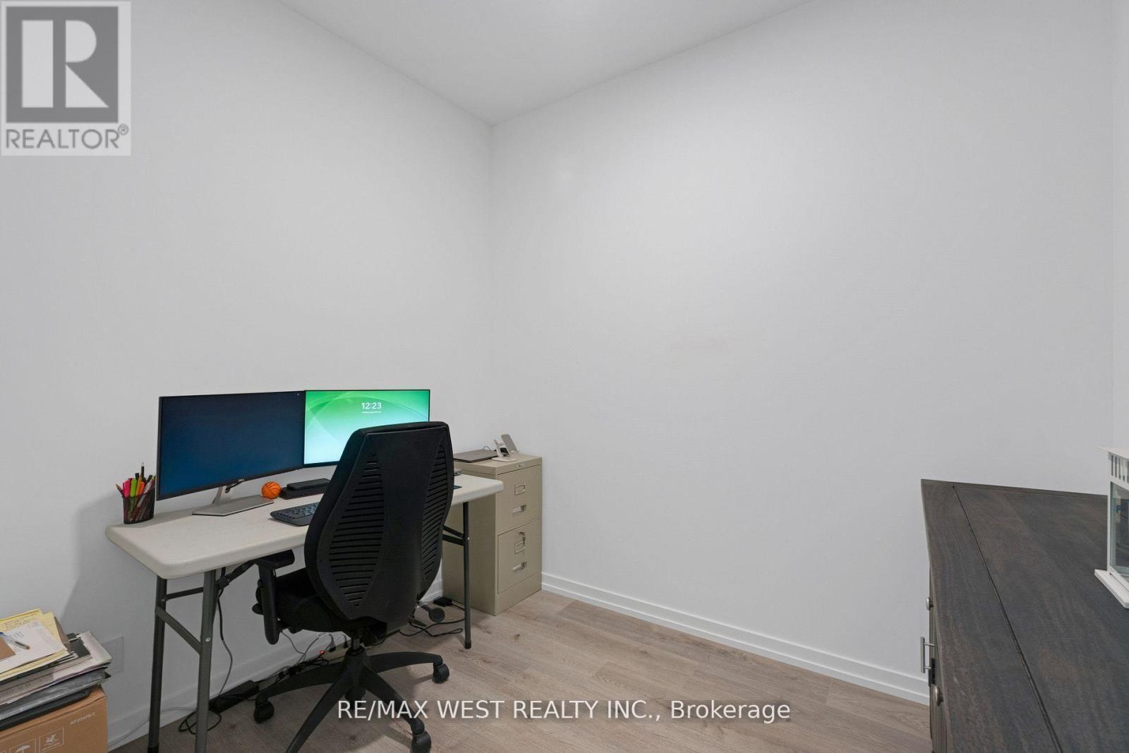 2203 - 7890 Jane Street, Vaughan, ON - Indoor Photo Showing Office
