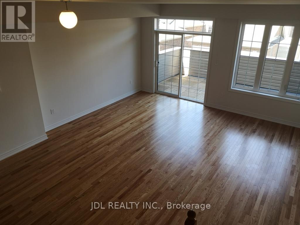 35 Jaffna Lane, Markham, ON - Indoor Photo Showing Other Room