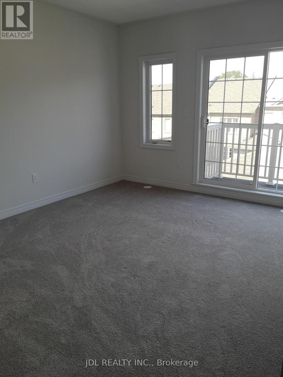 35 Jaffna Lane, Markham, ON - Indoor Photo Showing Other Room