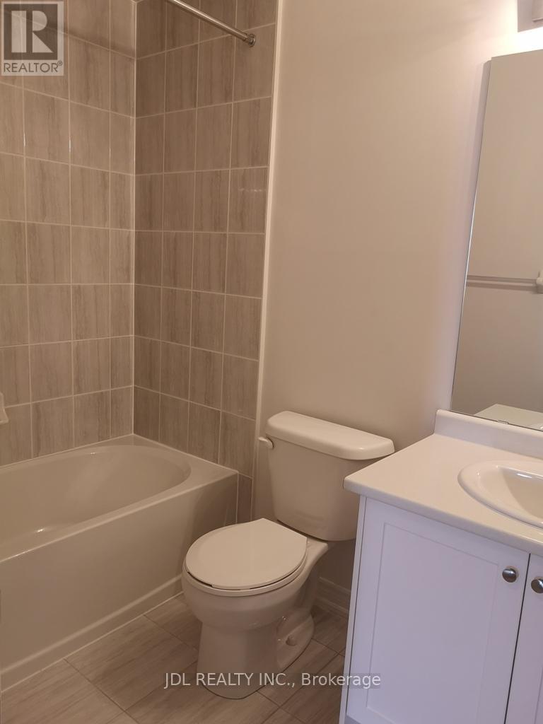 35 Jaffna Lane, Markham, ON - Indoor Photo Showing Bathroom