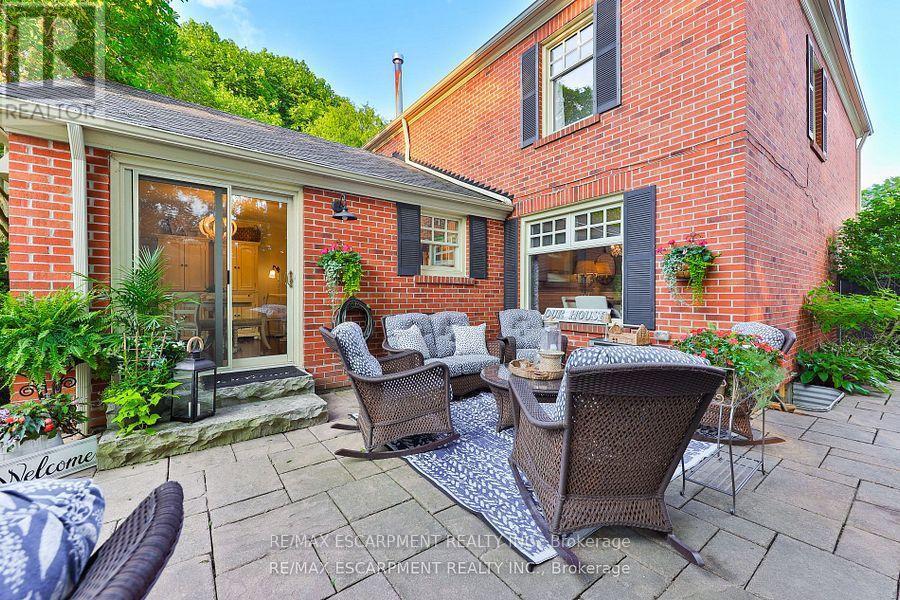 3555 Kingbird Court, Mississauga, ON - Outdoor With Deck Patio Veranda