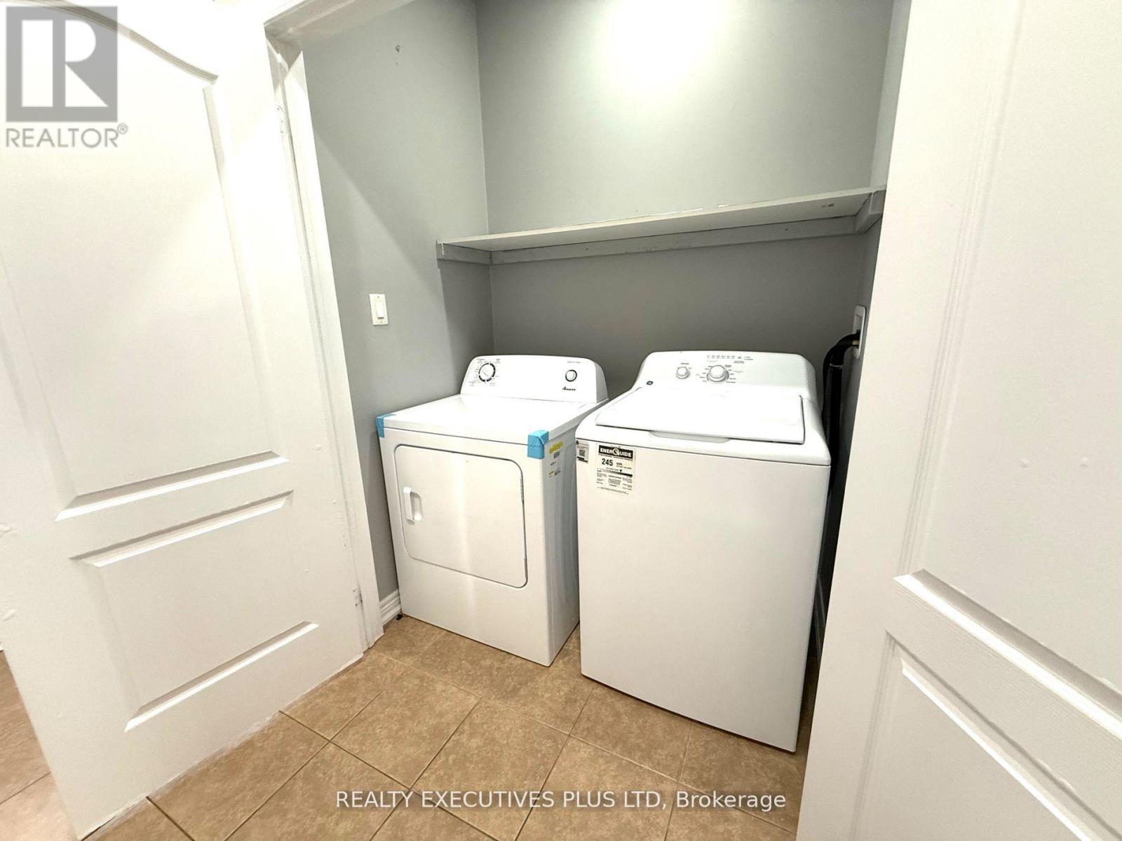 Upper - 88 Banbridge Crescent, Brampton, ON - Indoor Photo Showing Laundry Room