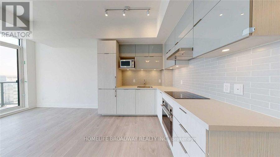 1209B - 8 Rouge Valley Drive W, Markham, ON - Indoor Photo Showing Kitchen With Upgraded Kitchen