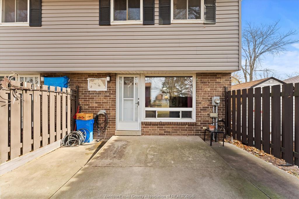 13-2820 Meadowbrook Lane, Windsor, ON