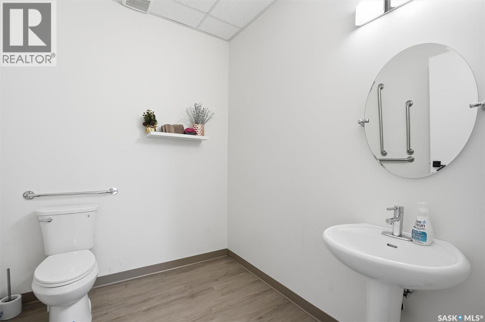 2 212 Central Street W, Warman, SK