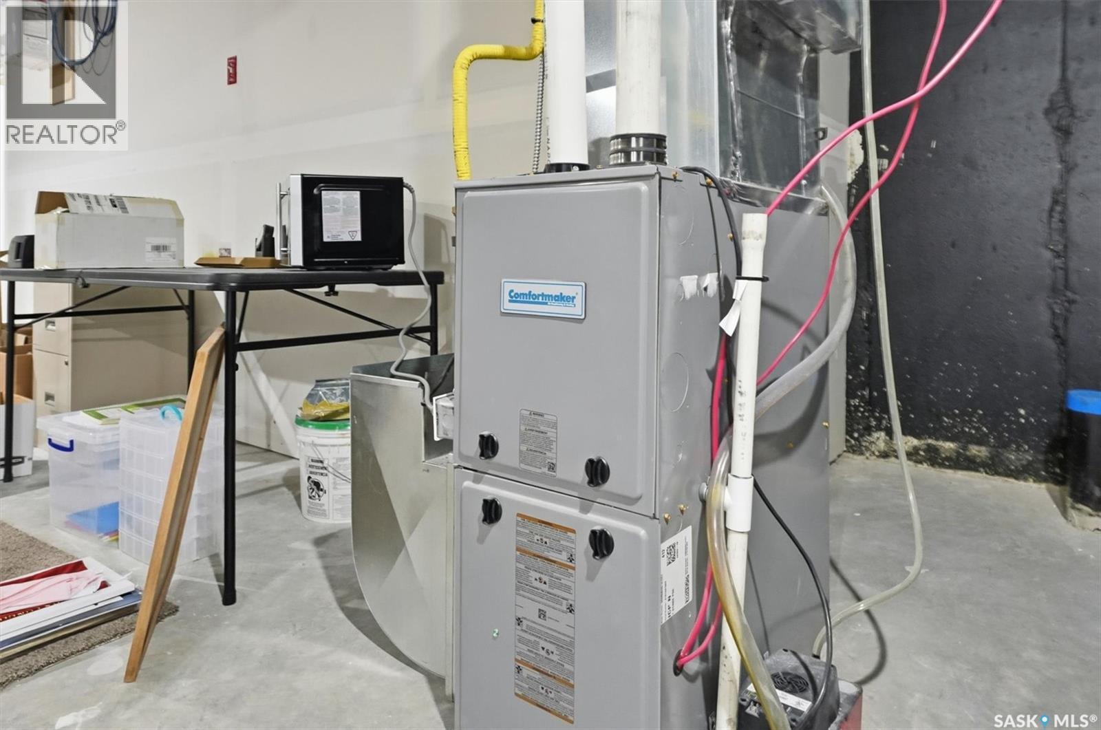 2 212 Central Street W, Warman, SK