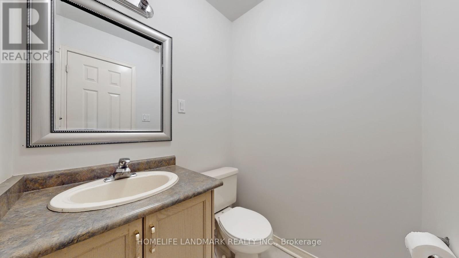 60 Cariglia Trail, Markham, ON - Indoor Photo Showing Bathroom
