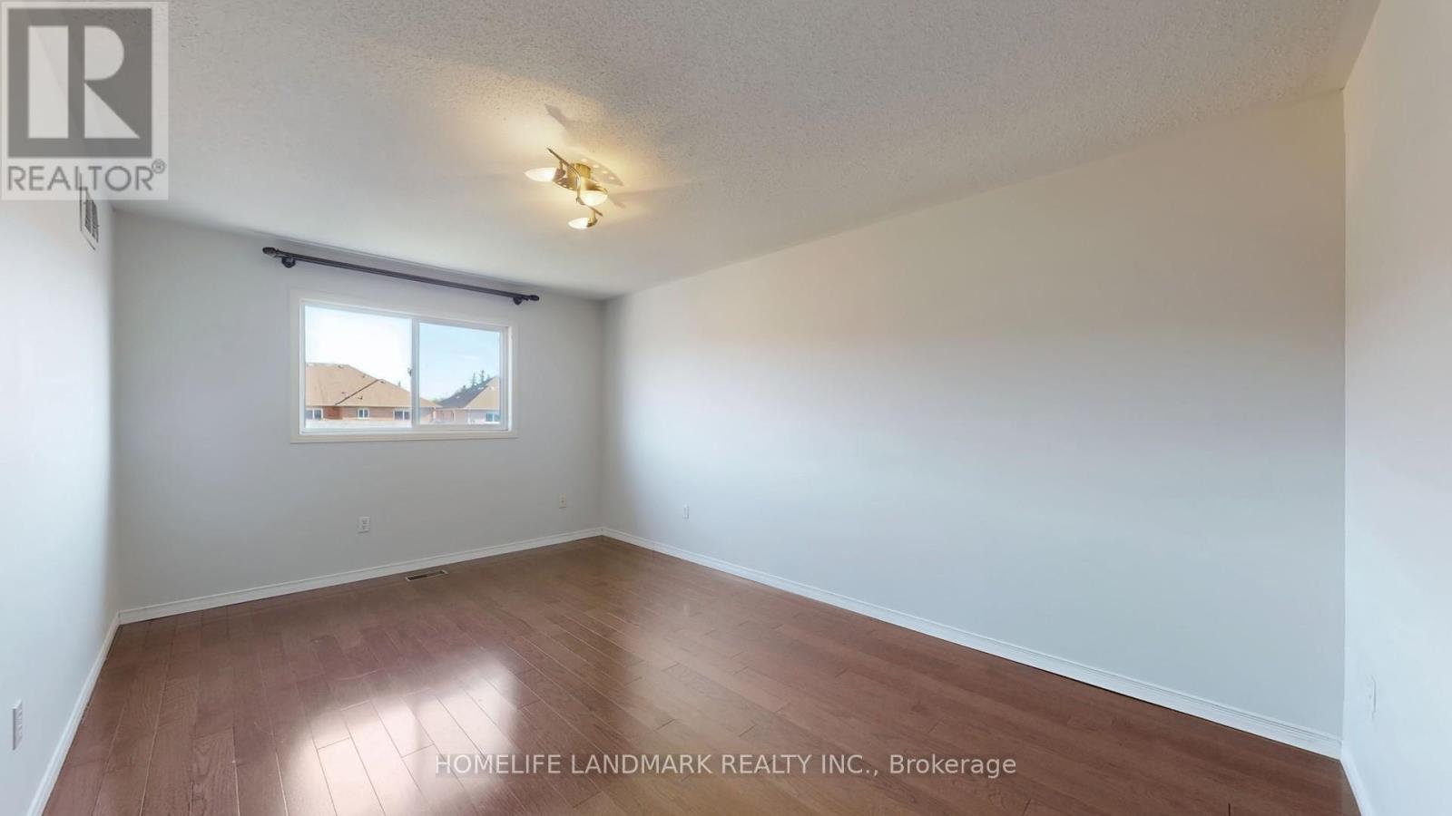 60 Cariglia Trail, Markham, ON - Indoor Photo Showing Other Room