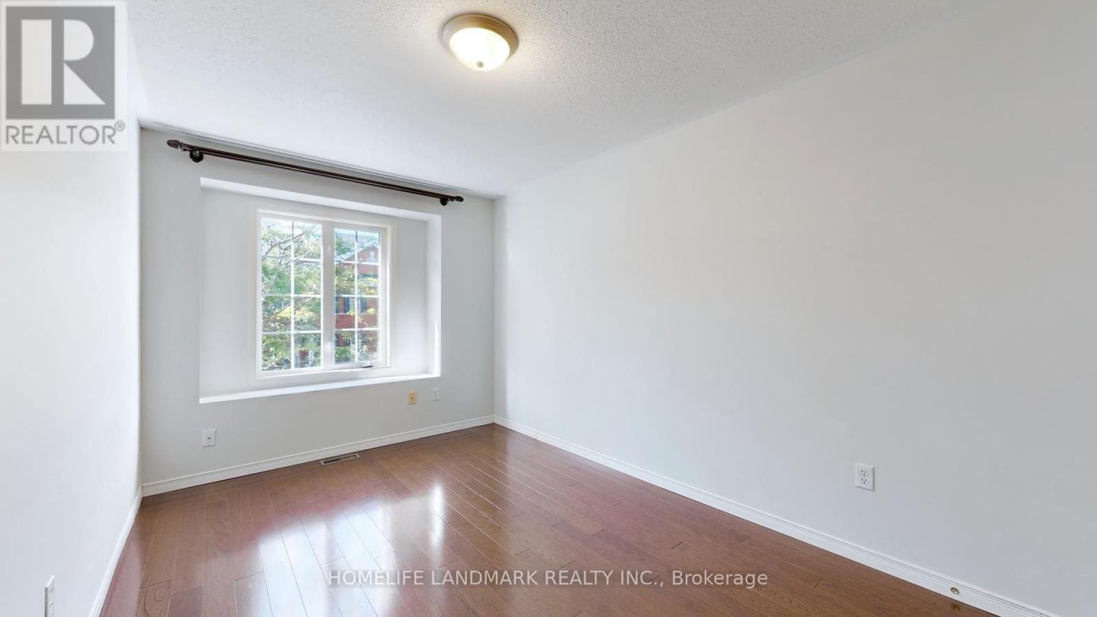 60 Cariglia Trail, Markham, ON - Indoor Photo Showing Other Room