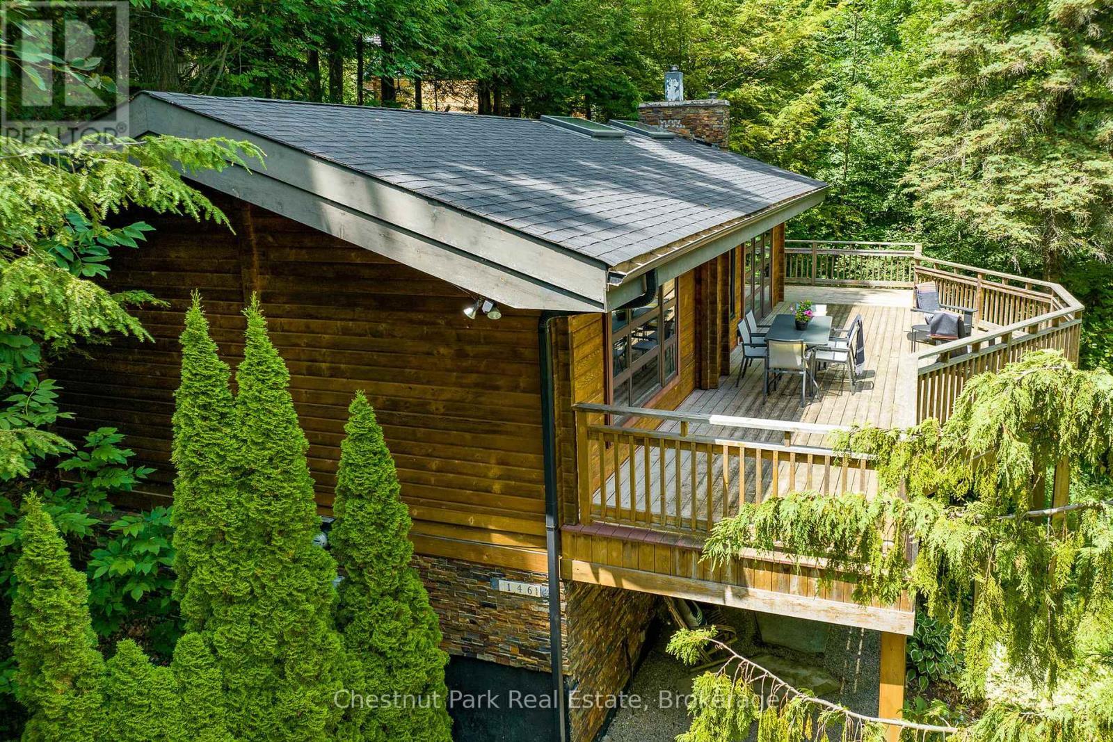 146 Chamonix Crescent, Blue Mountains, ON - Outdoor