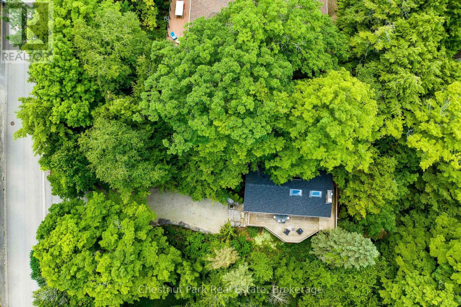 146 Chamonix Crescent, Blue Mountains, ON - Outdoor