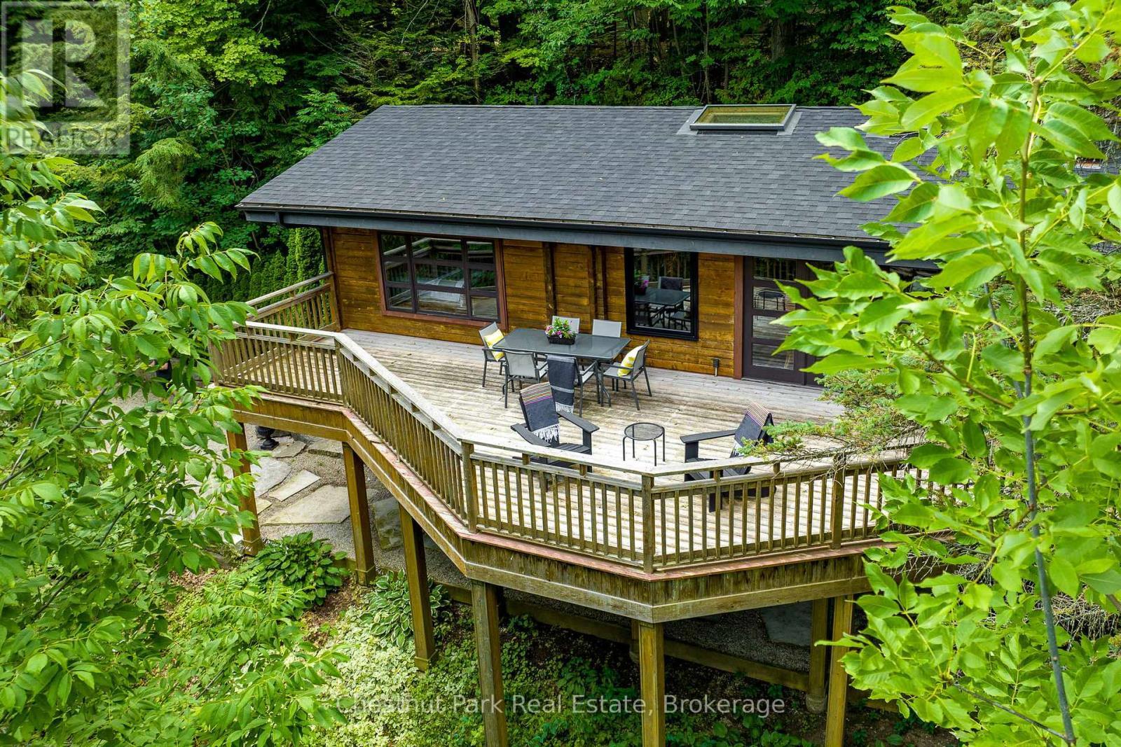 146 Chamonix Crescent, Blue Mountains, ON - Outdoor With Deck Patio Veranda