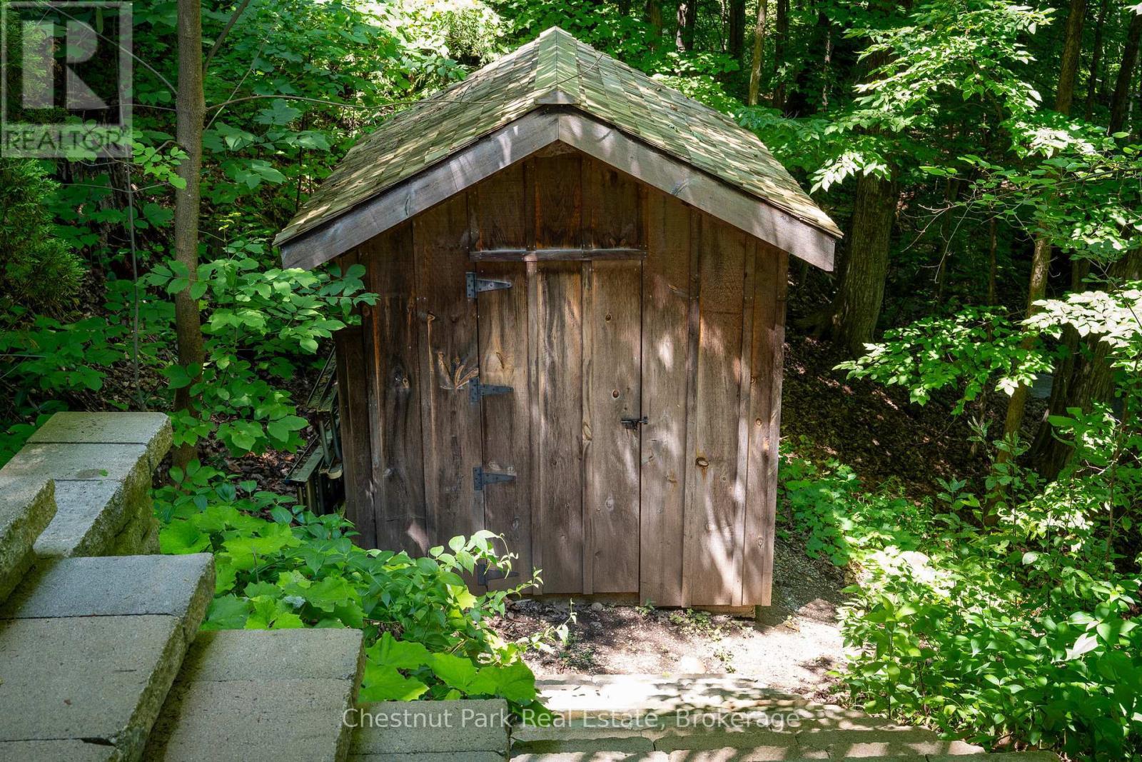 146 Chamonix Crescent, Blue Mountains, ON - Outdoor