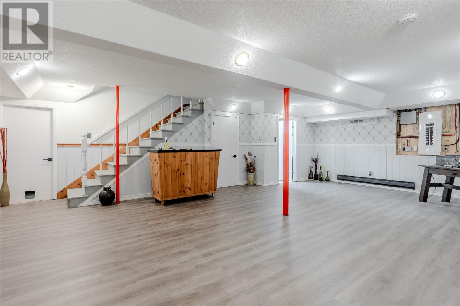 322 Topsail Road, St.John'S, NL - Indoor