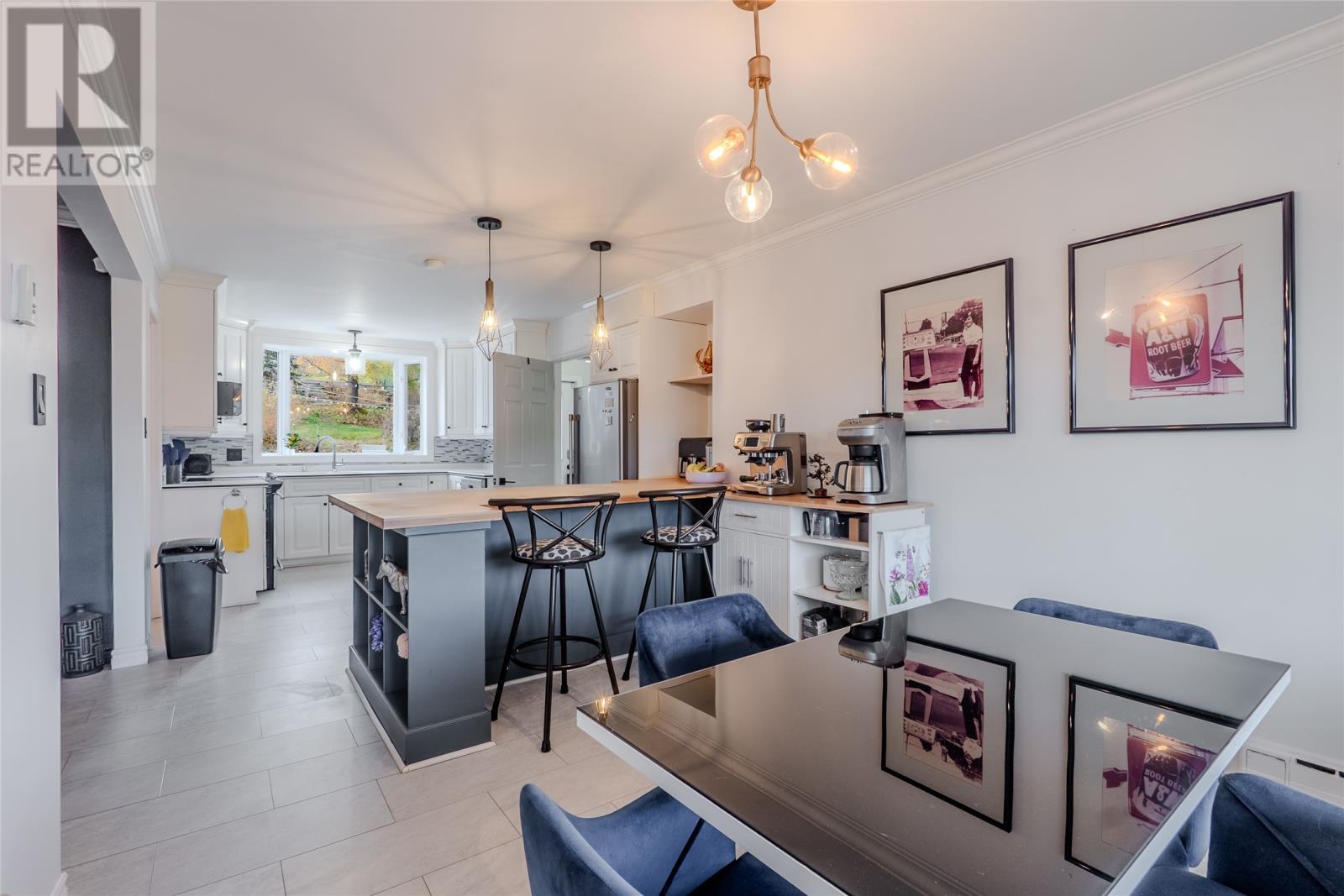 322 Topsail Road, St.John'S, NL - Indoor