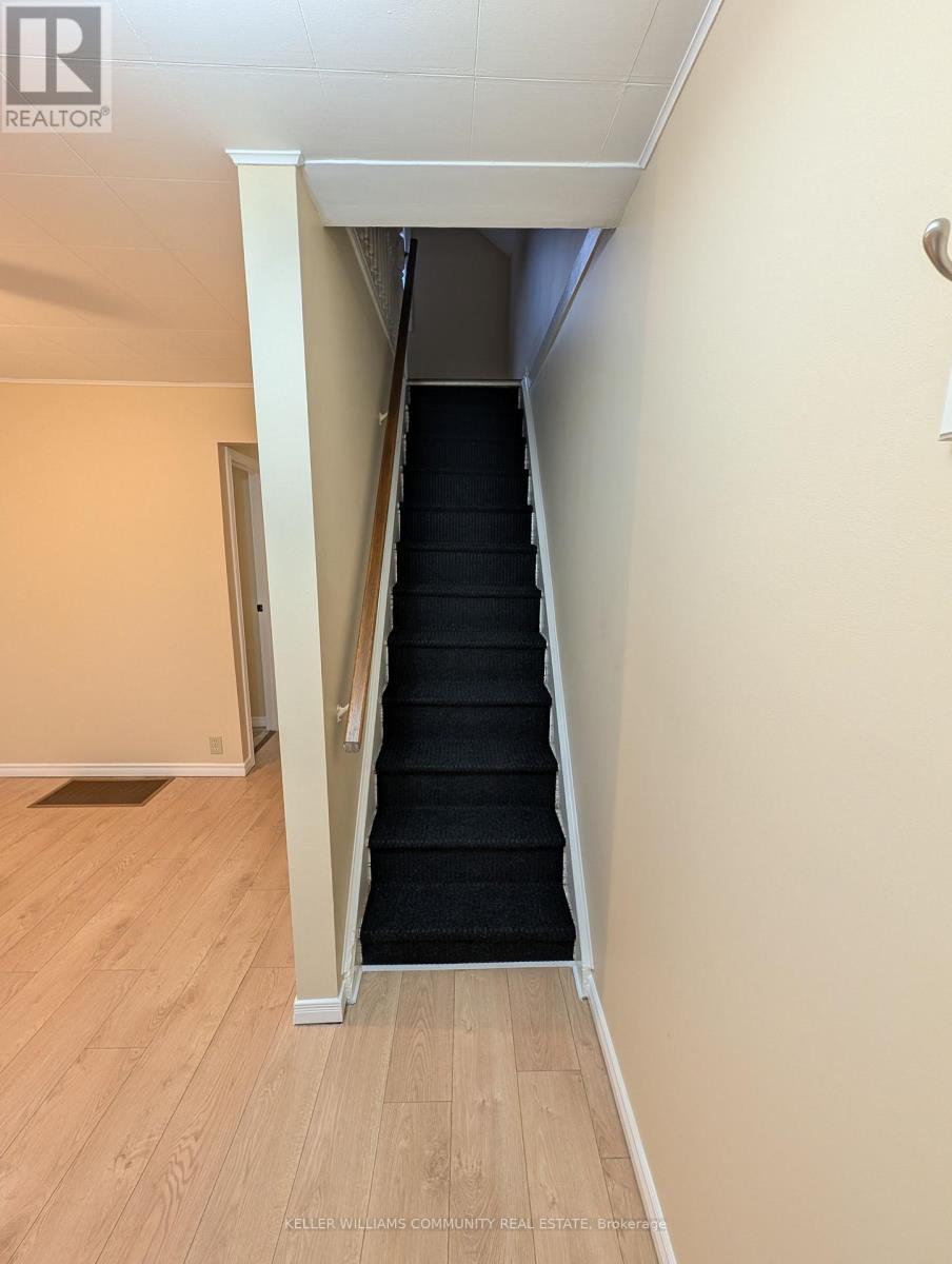 1013 High Street, Peterborough (Otonabee Ward 1), ON - Indoor Photo Showing Other Room