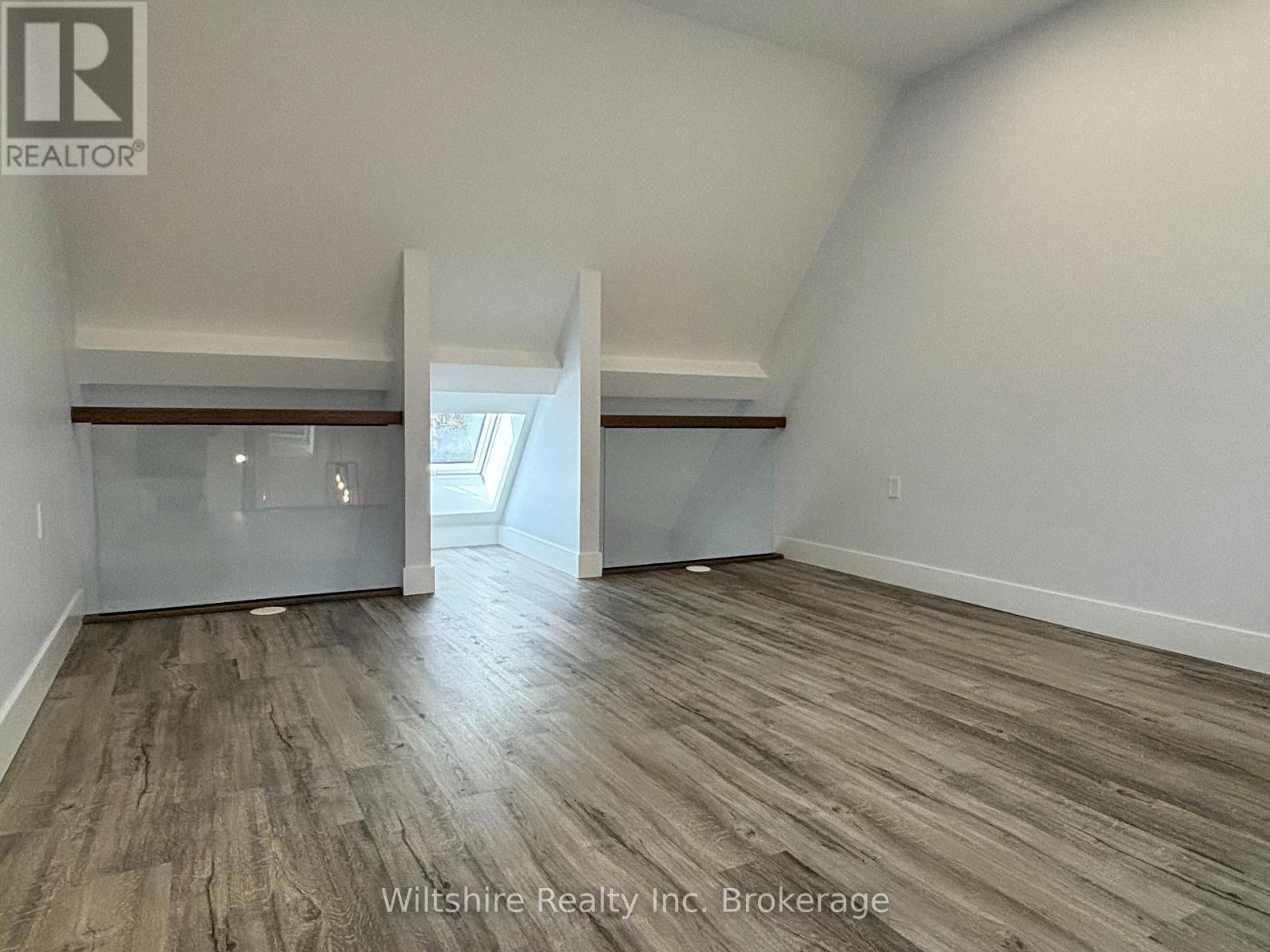 4 - 14 Glendale Drive, Tillsonburg, ON - Indoor Photo Showing Other Room