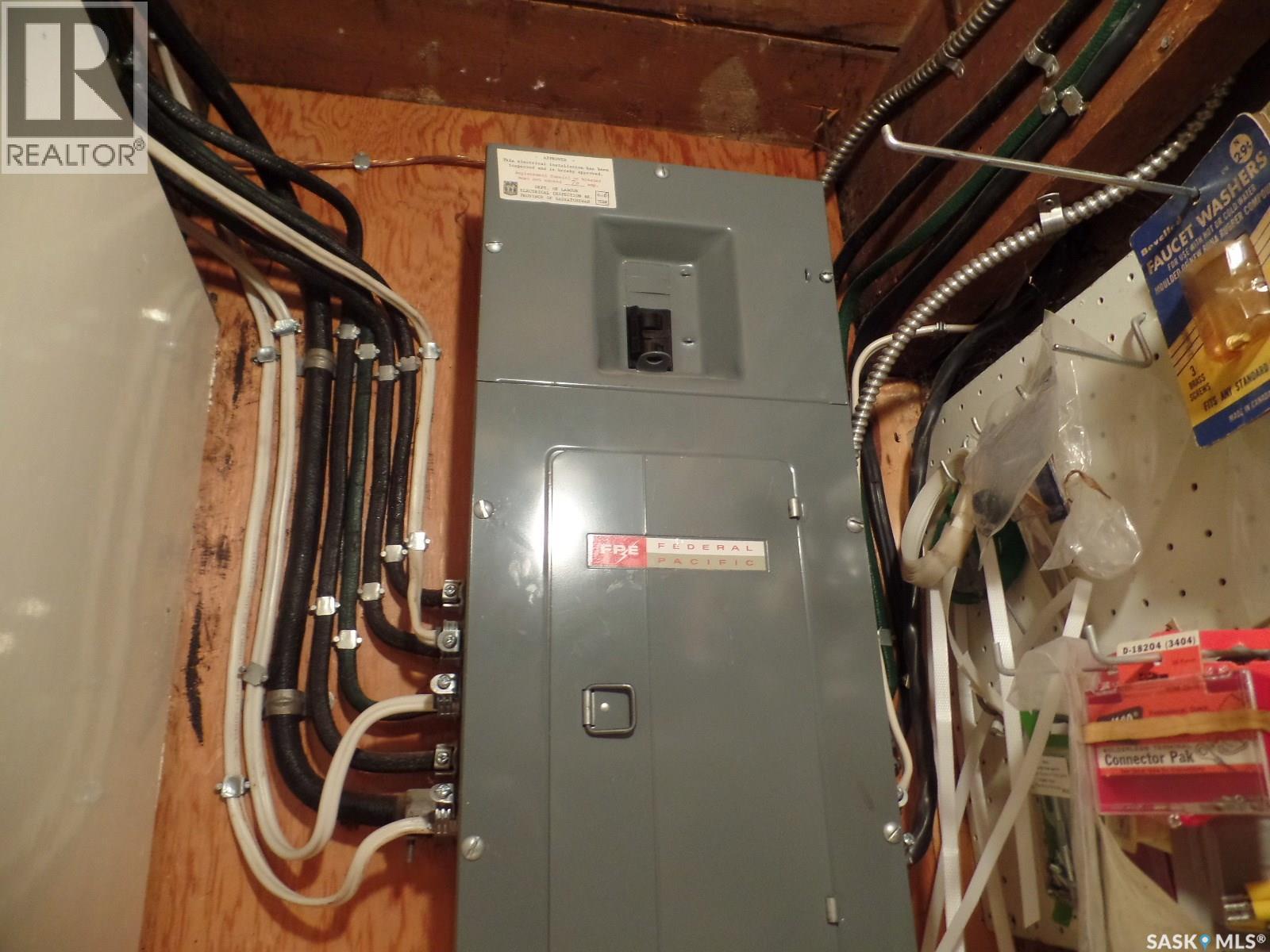 411 1St Street W, Wilkie, SK - Indoor Photo Showing Basement