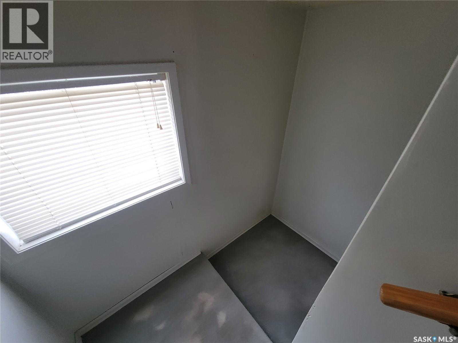 411 1St Street W, Wilkie, SK - Indoor Photo Showing Other Room