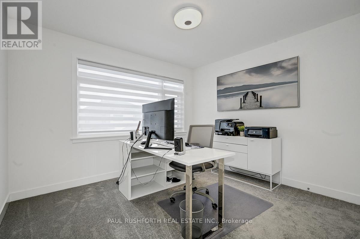 Office - 28 Mendoza Way, Ottawa, ON - Indoor Photo Showing Office