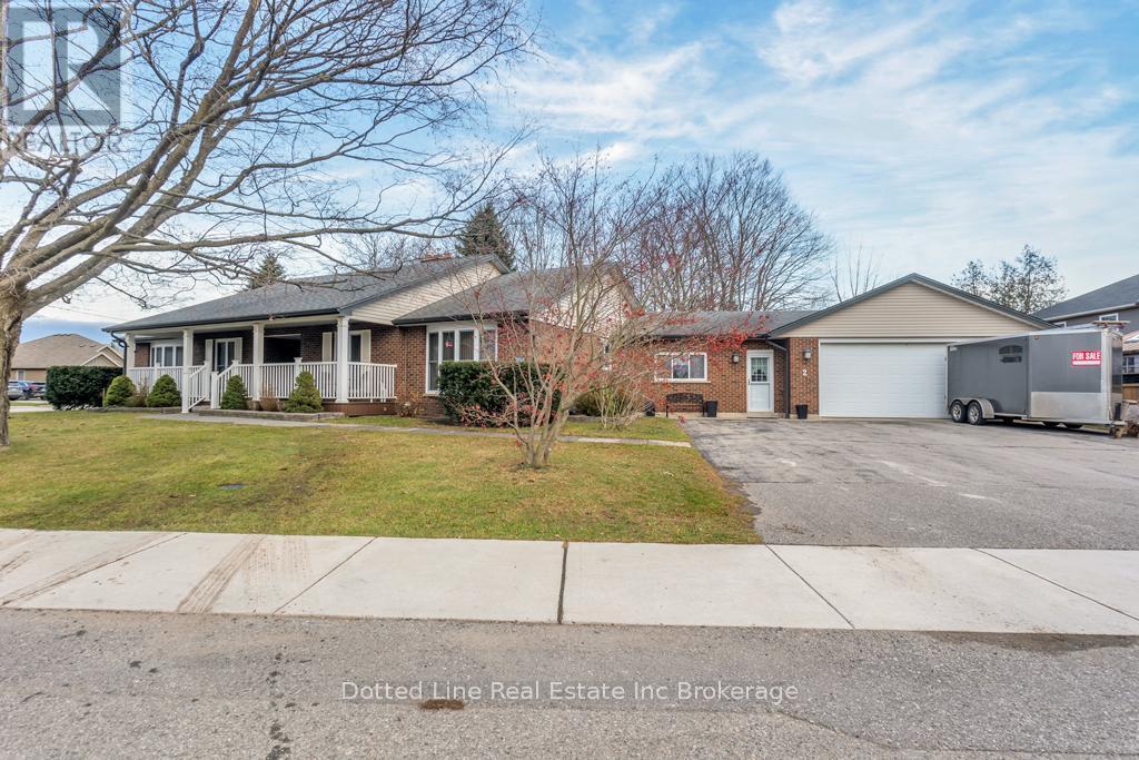 9294 Old Chapel Street, Bayham (Straffordville), ON - Outdoor With Deck Patio Veranda With Facade