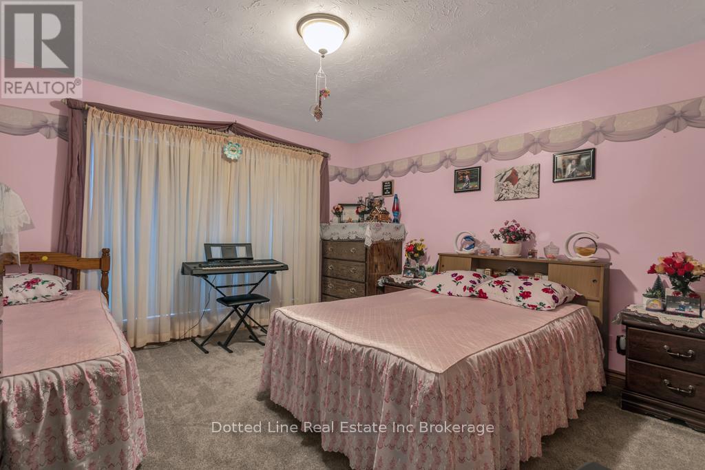 9294 Old Chapel Street, Bayham (Straffordville), ON - Indoor Photo Showing Bedroom