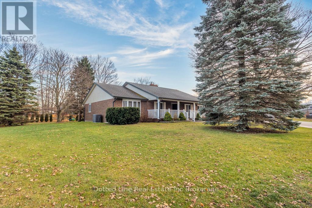 9294 Old Chapel Street, Bayham (Straffordville), ON - Outdoor With Deck Patio Veranda