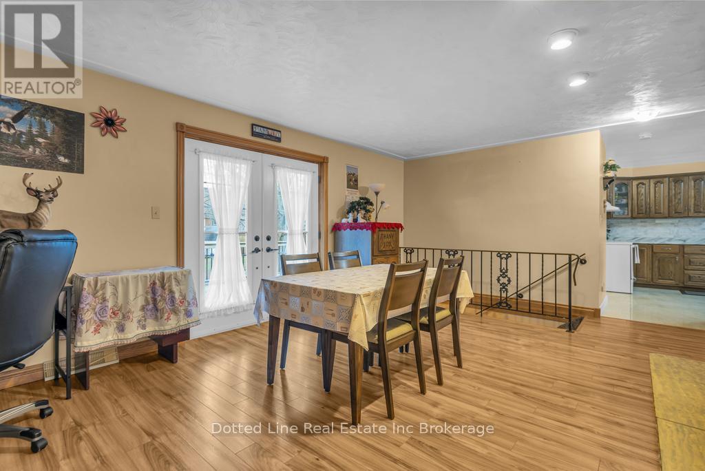 9294 Old Chapel Street, Bayham (Straffordville), ON - Indoor Photo Showing Dining Room