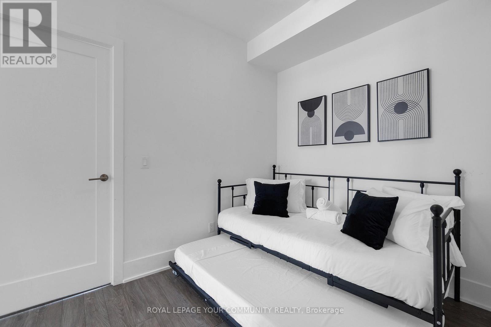 2912 - 300 Front Street, Toronto, ON - Indoor Photo Showing Bedroom