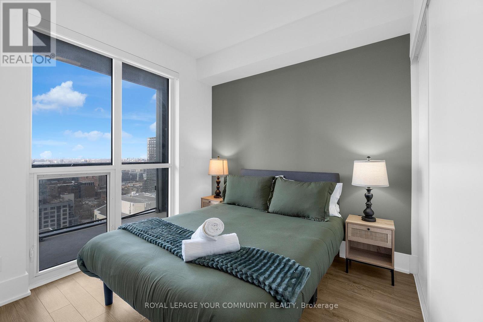 2912 - 300 Front Street, Toronto, ON - Indoor Photo Showing Bedroom
