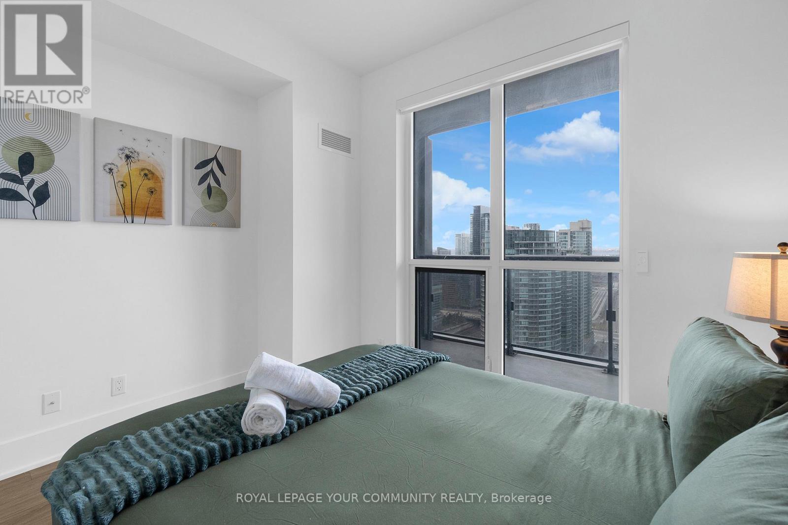 2912 - 300 Front Street, Toronto, ON - Indoor Photo Showing Bedroom
