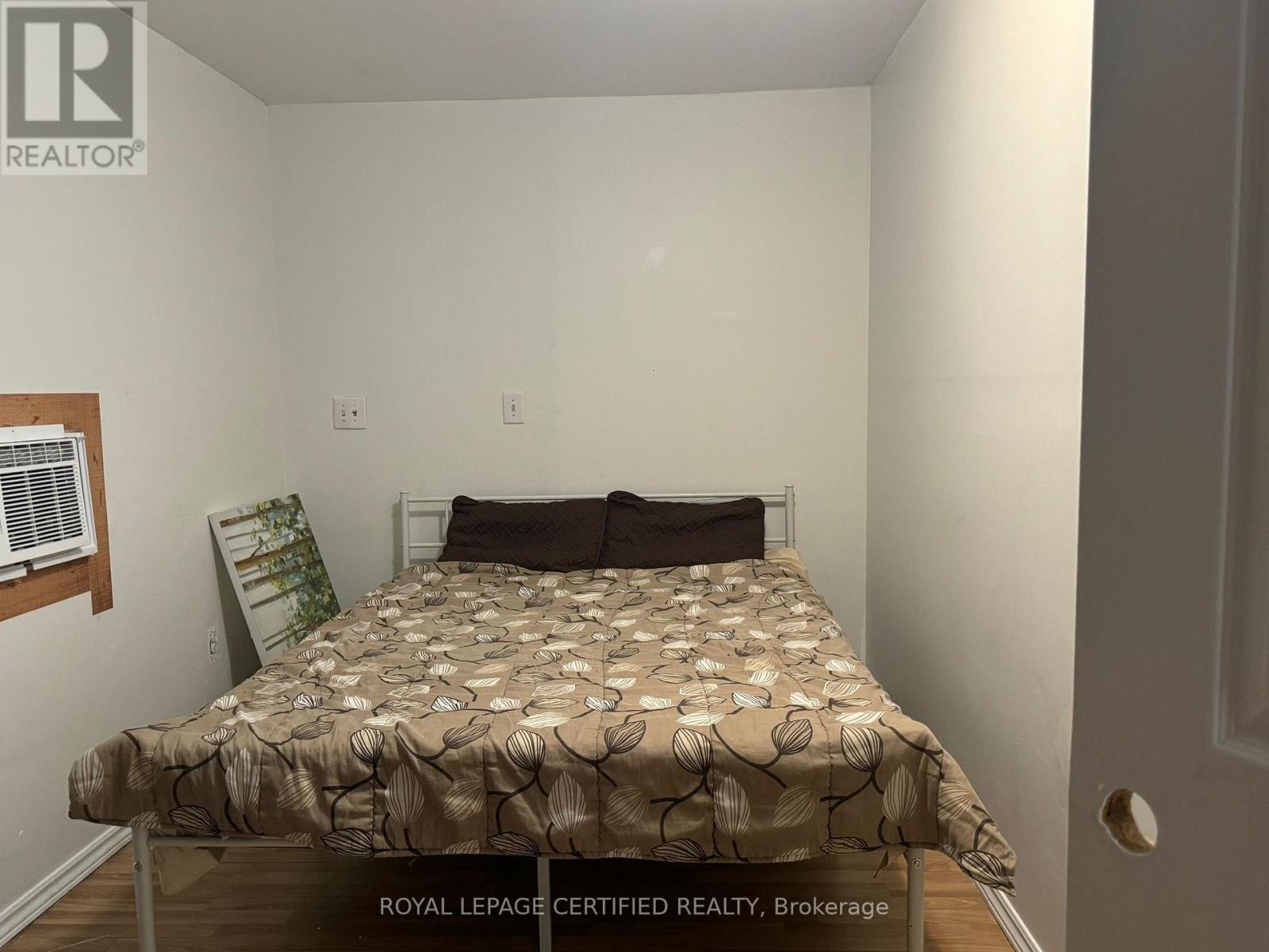 1357 Main Street E, Hamilton, ON