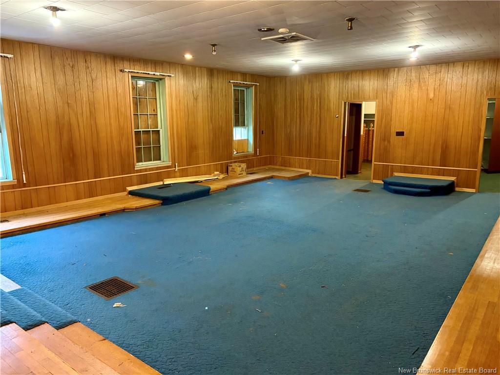 131 Renfrew, Dalhousie, NB