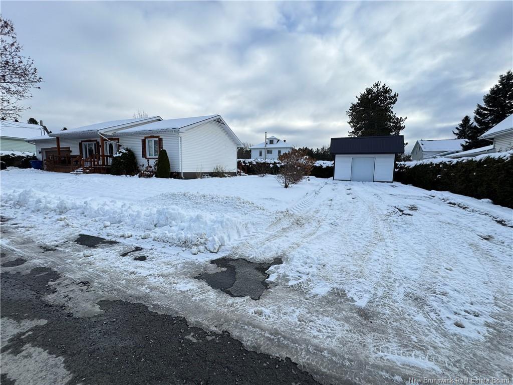 17 Rue Beauséjour, Saint-Quentin, NB