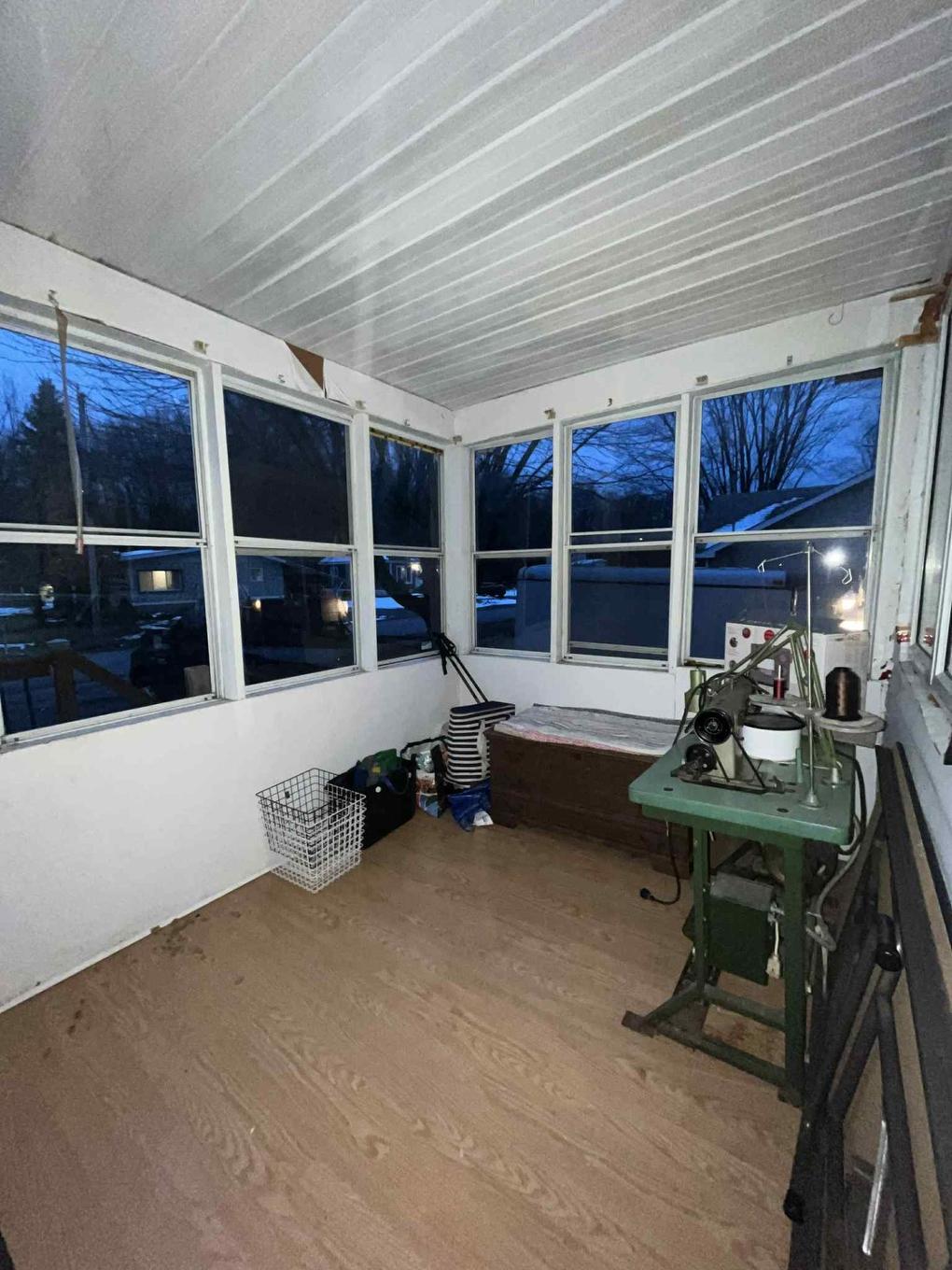 Véranda - 38 Rue Joseph-Albert-Morin, Saint-Jean-Sur-Richelieu, QC - Photo Showing Other Room